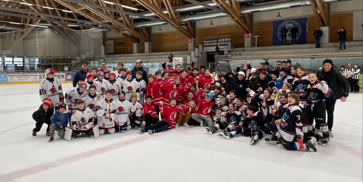 Equipe de hockey sponsorisé par la SEVJ