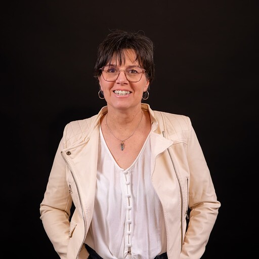 Estelle Negrello